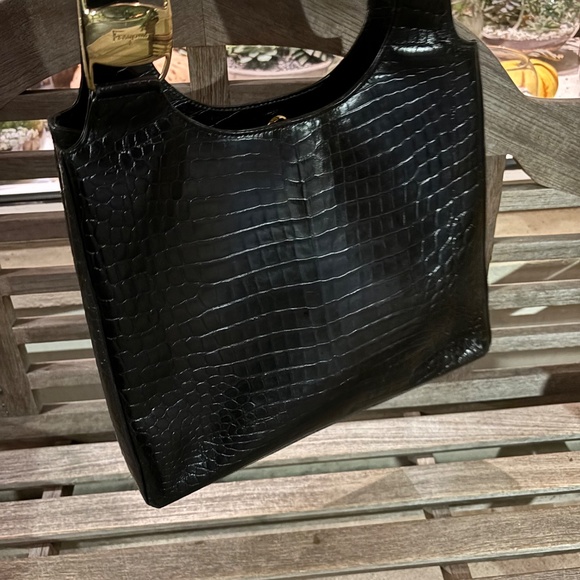 Salvatore Ferragamo Black Crocodile-Embossed Shoulder Bag - Picture 1 of 7